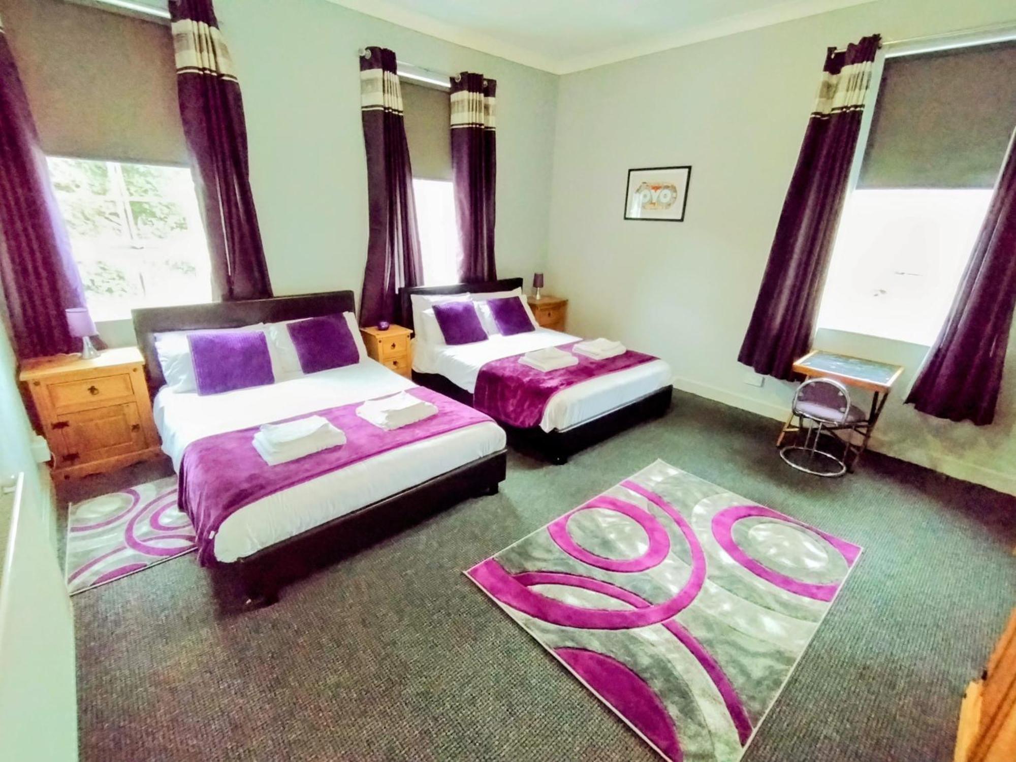 Oyo Gin House Hotel Greenock Eksteriør bilde