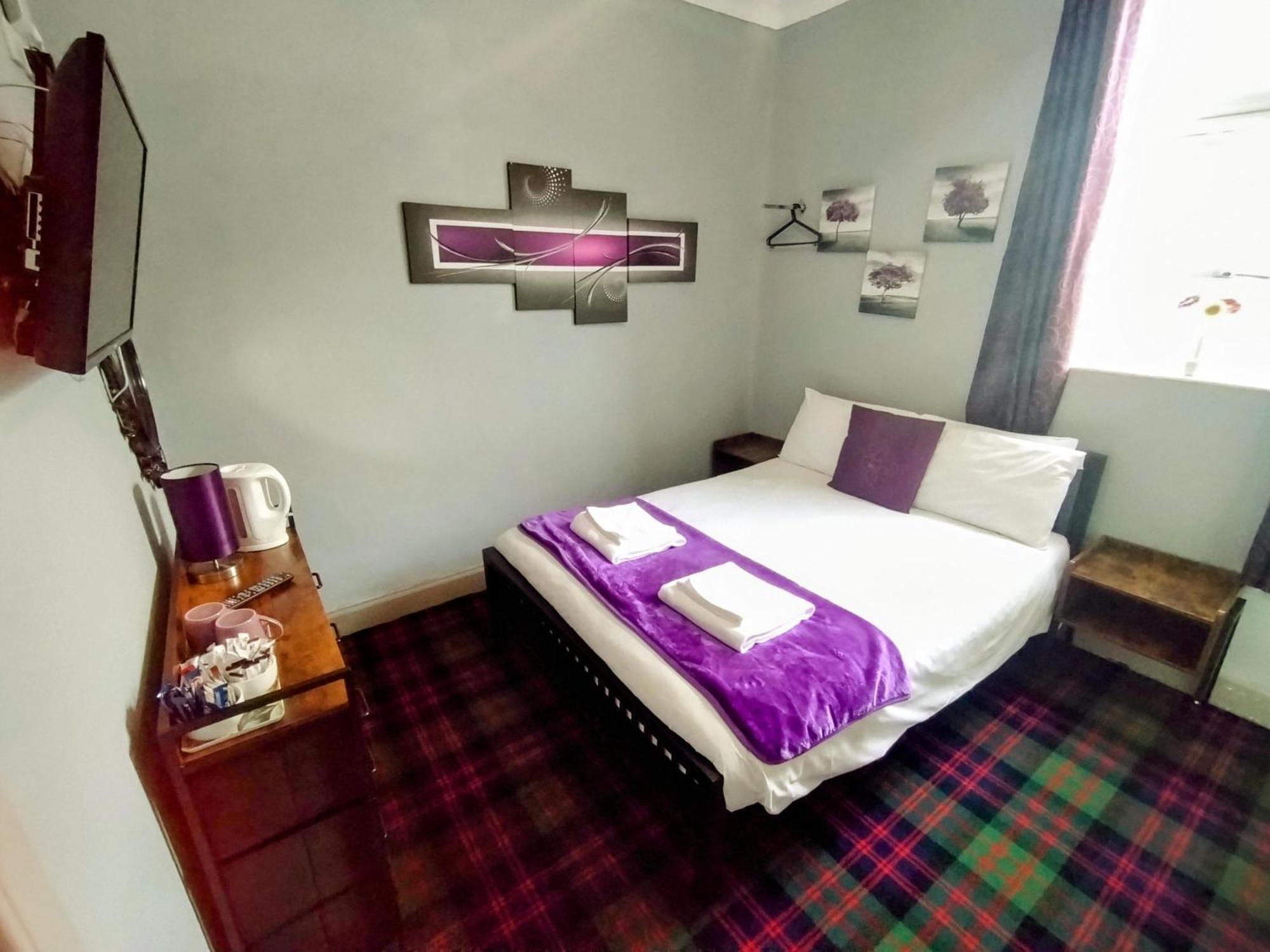Oyo Gin House Hotel Greenock Eksteriør bilde