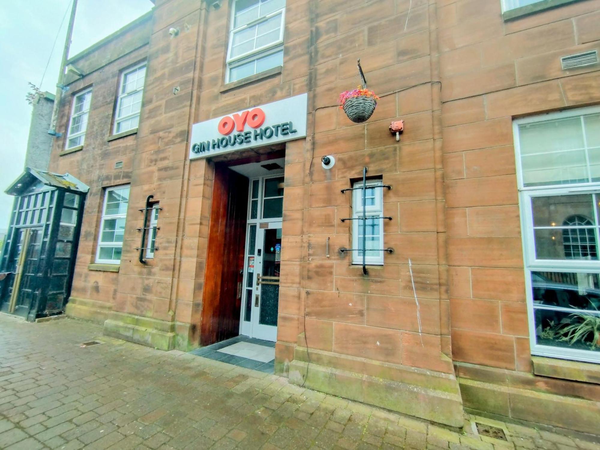 Oyo Gin House Hotel Greenock Eksteriør bilde
