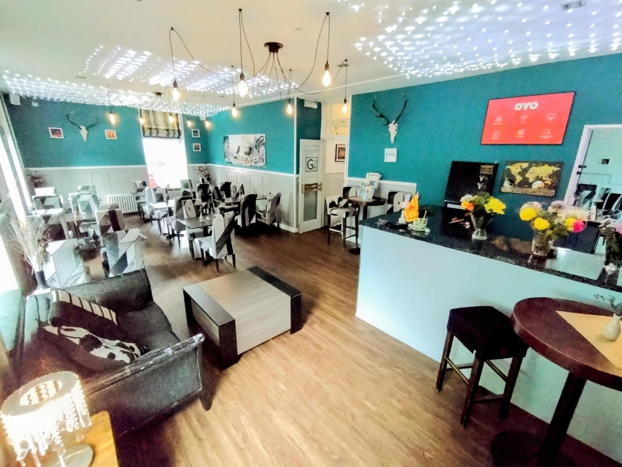 Oyo Gin House Hotel Greenock Eksteriør bilde