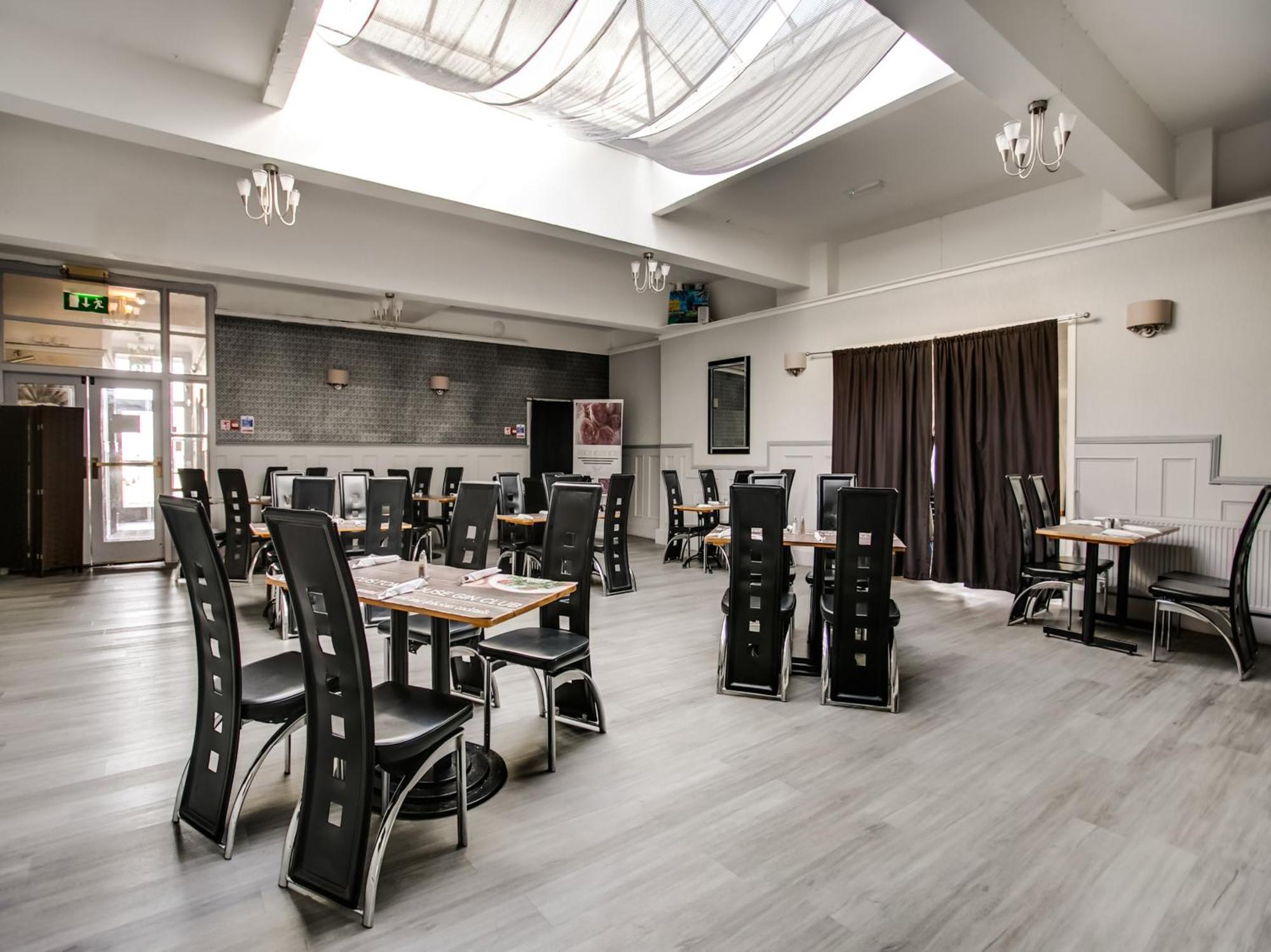 Oyo Gin House Hotel Greenock Eksteriør bilde