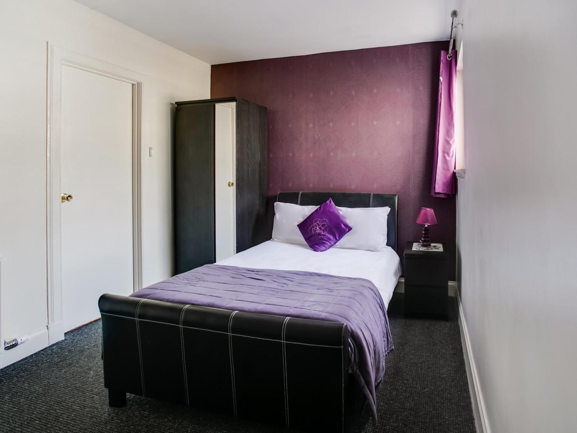 Oyo Gin House Hotel Greenock Eksteriør bilde