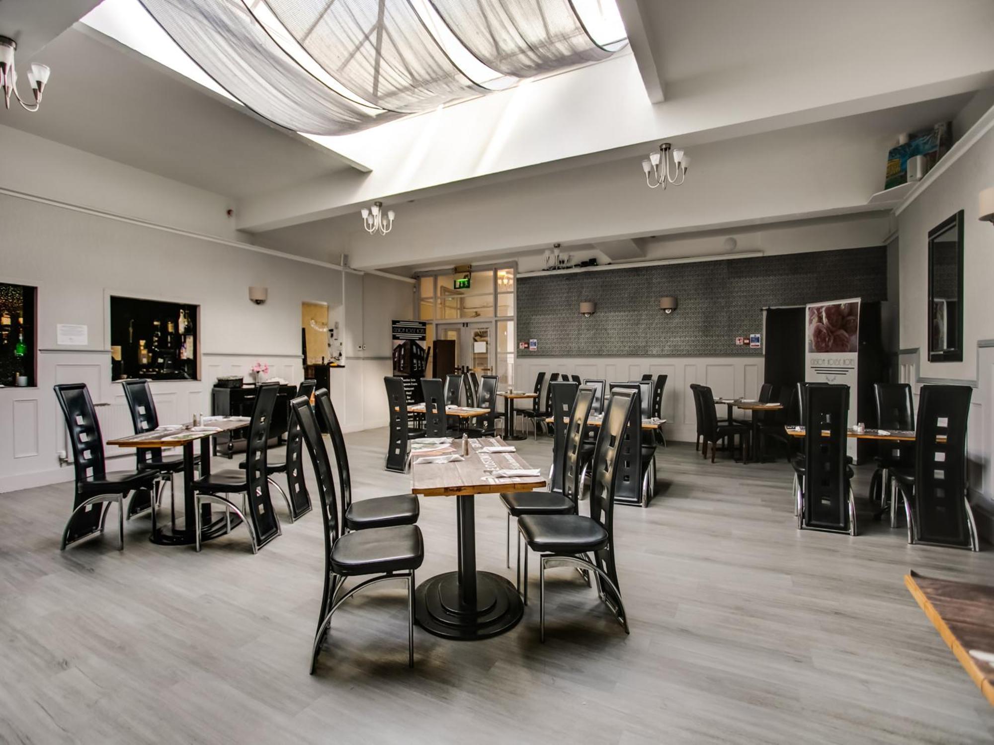 Oyo Gin House Hotel Greenock Eksteriør bilde