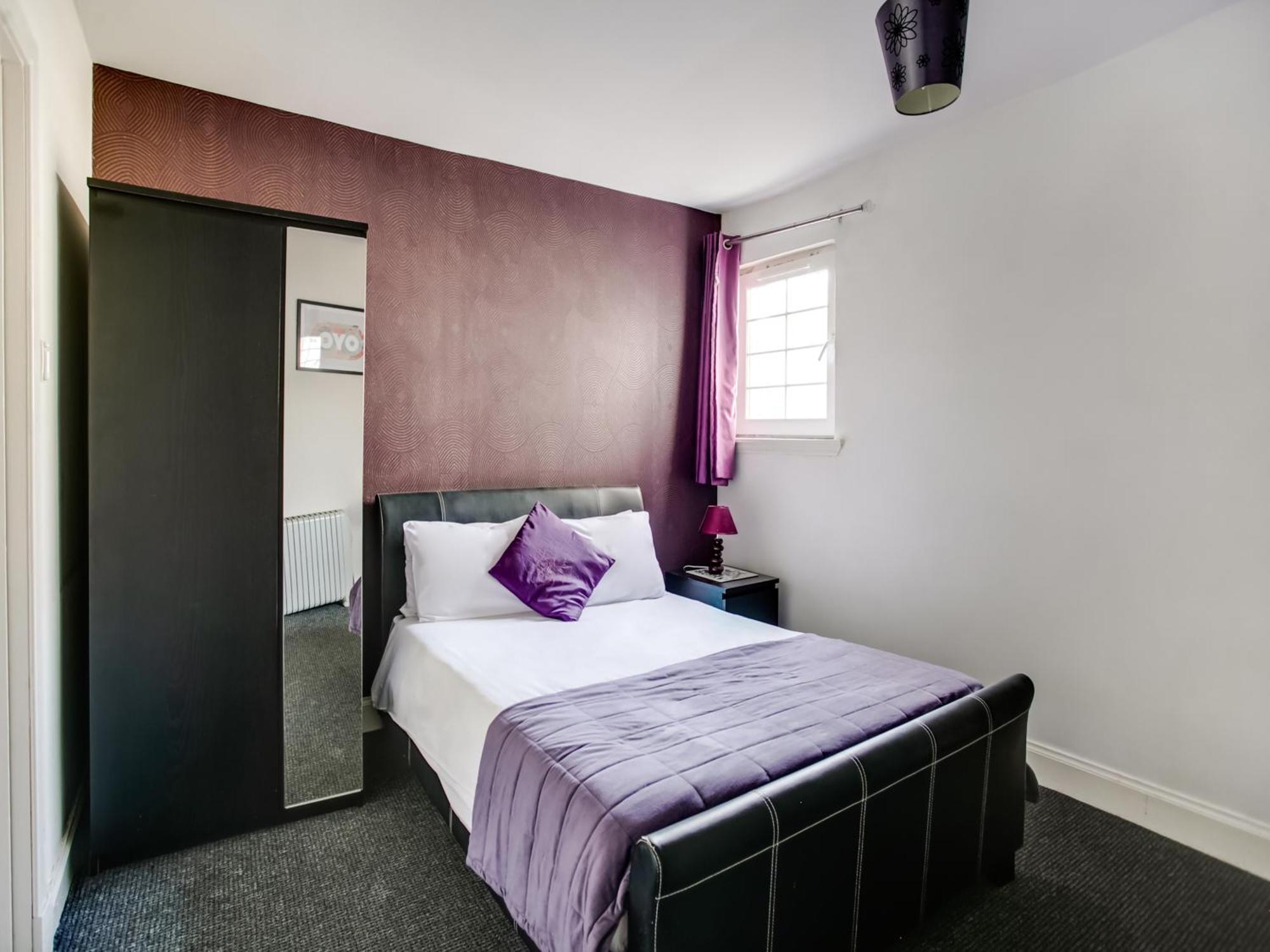 Oyo Gin House Hotel Greenock Eksteriør bilde